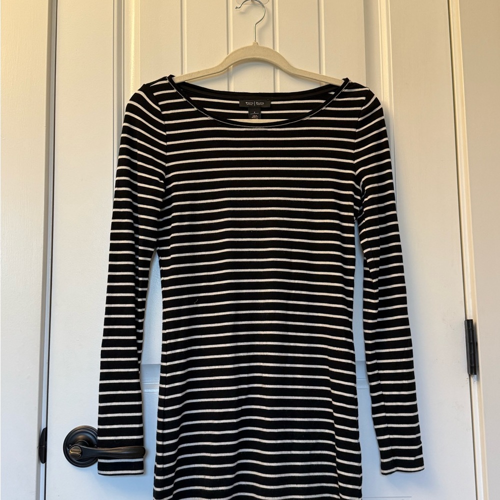 White House Black Market Monochrome Striped Top